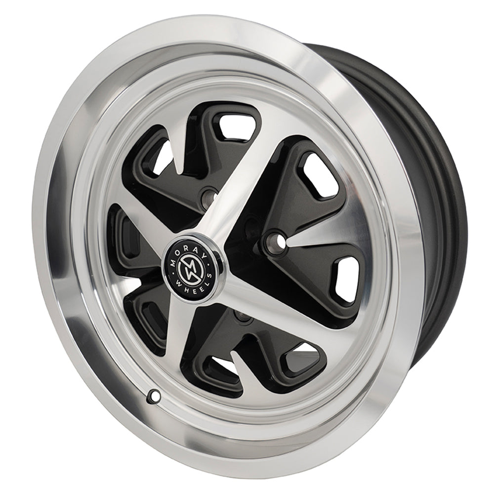 Moray Wheels Magnum GT4 wheel with dark gray inserts